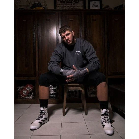 TITLE Boxing Muhammad Ali Pocket Crew Sweatshirt 5 TITLE Boxing Muhammad Ali Pocket Crew Sweatshirt - Image 3