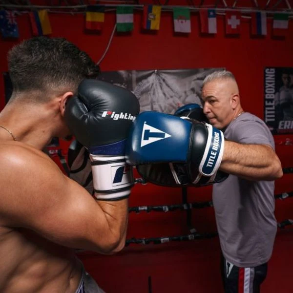 TITLE Boxing Dual Purpose Combo Punch Mitts 8 TITLE Boxing Dual Purpose Combo Punch Mitts - Image 6