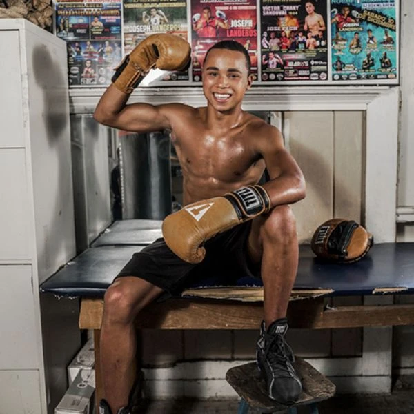 TITLE Vintage Leather Bag Gloves 6 TITLE Vintage Leather Bag Gloves - Image 4